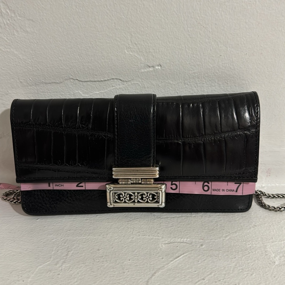 Brighton black croc embossed leather clutch/wallet w/ chain - Picture 13 of 15